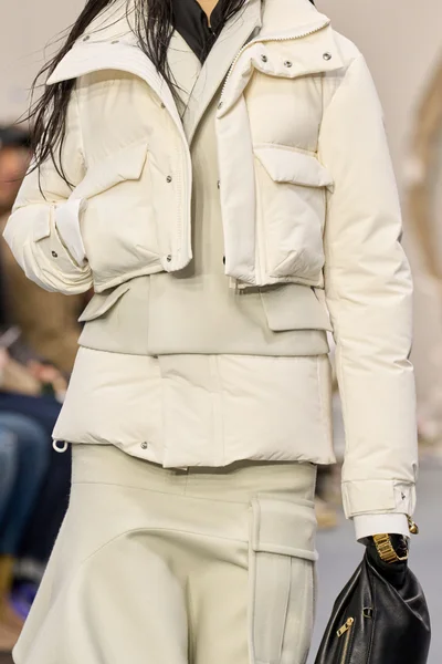 Look 146